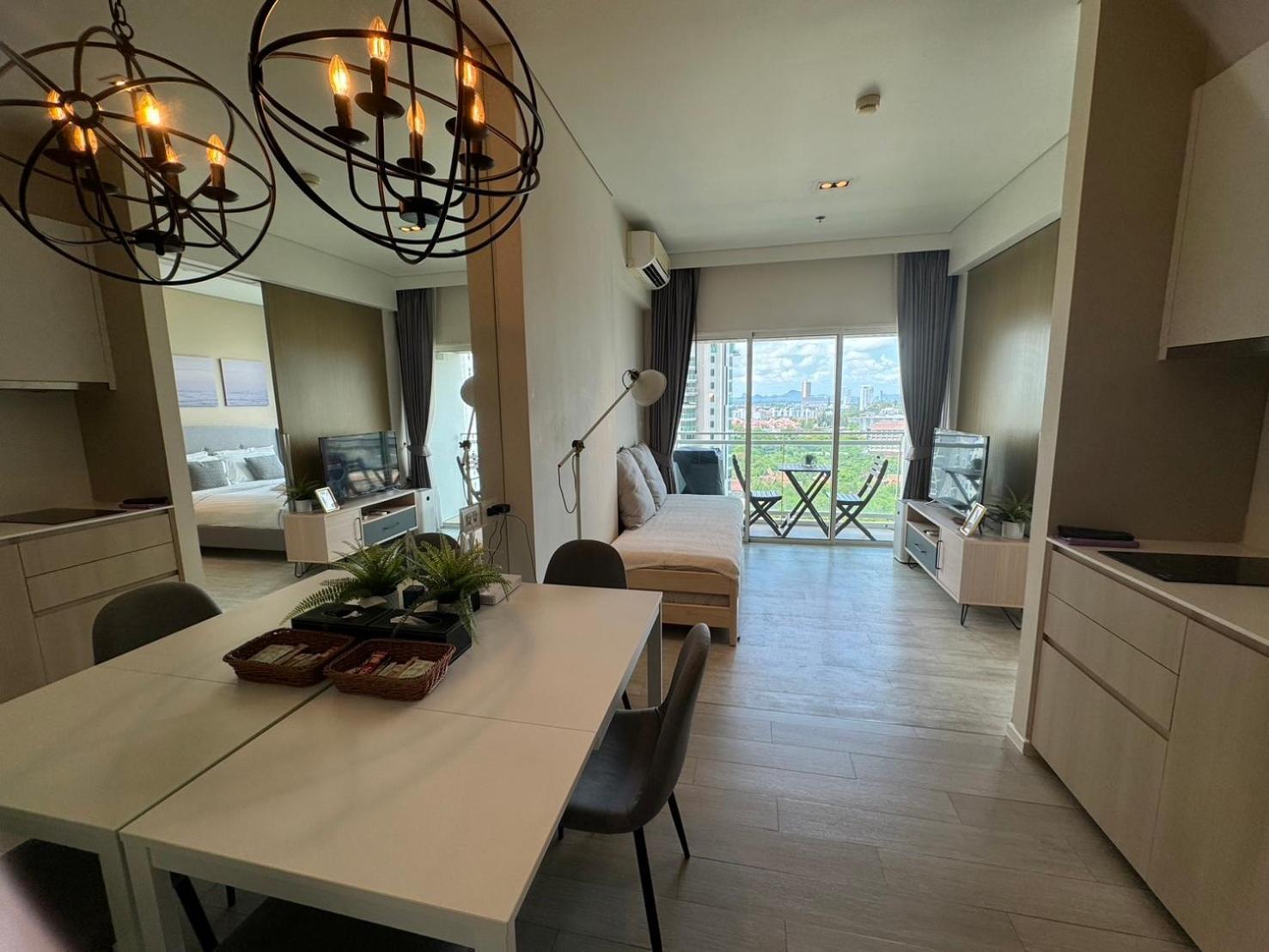 Residence By Hello Pattaya At Veranda Джомтиен Бийч Стая снимка