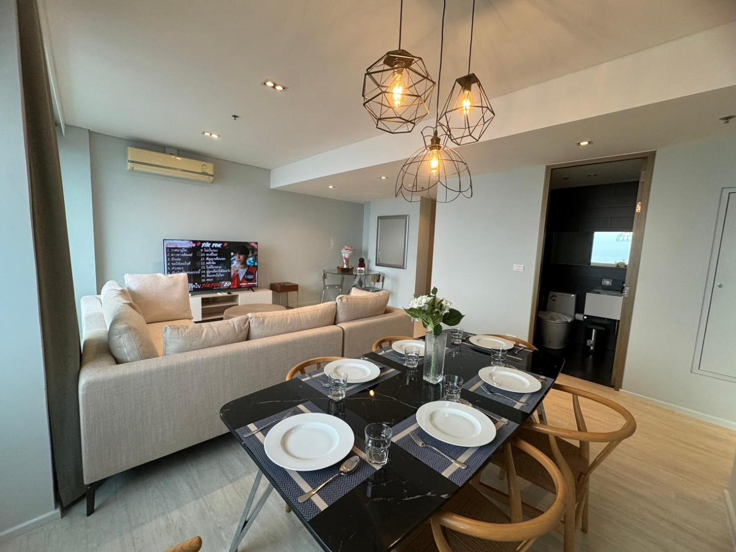 Residence By Hello Pattaya At Veranda Джомтиен Бийч Стая снимка
