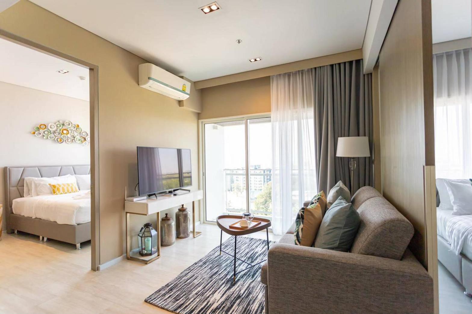 Residence By Hello Pattaya At Veranda Джомтиен Бийч Стая снимка