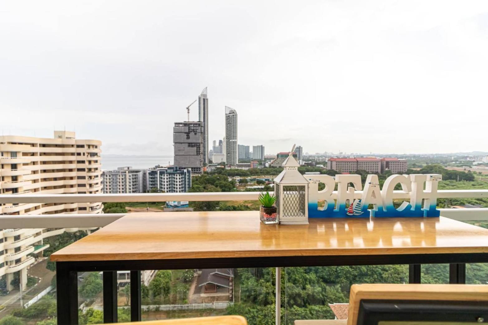 Residence By Hello Pattaya At Veranda Джомтиен Бийч Стая снимка