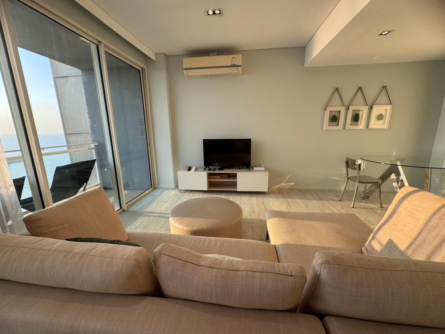Residence By Hello Pattaya At Veranda Джомтиен Бийч Стая снимка