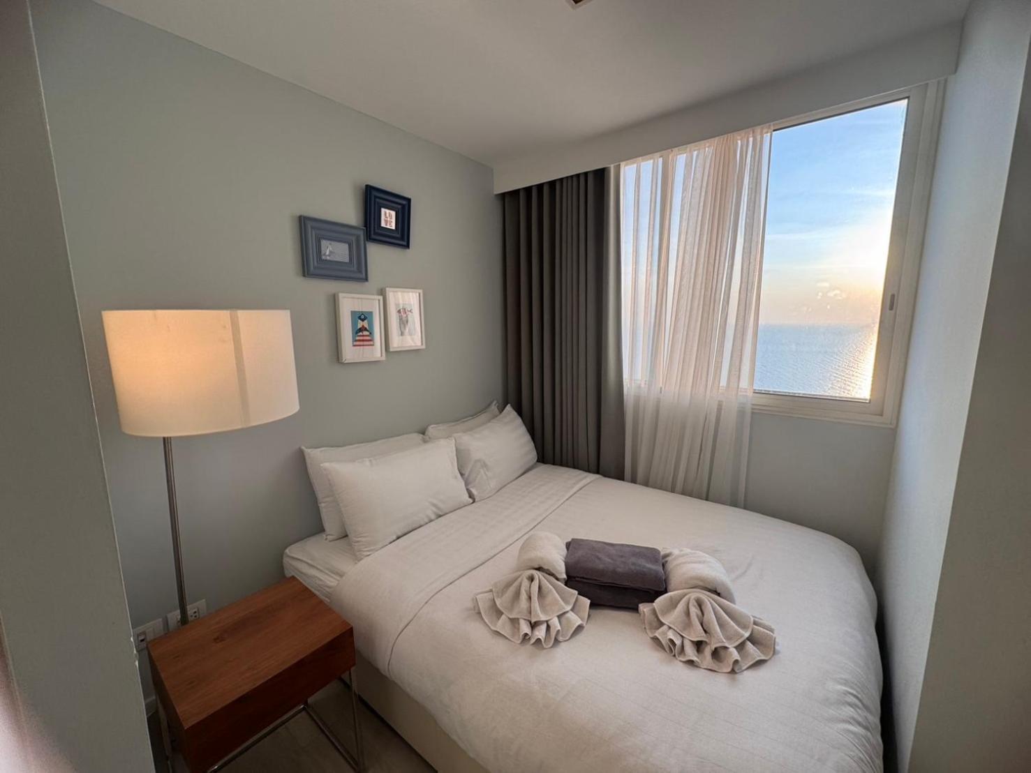 Residence By Hello Pattaya At Veranda Джомтиен Бийч Стая снимка